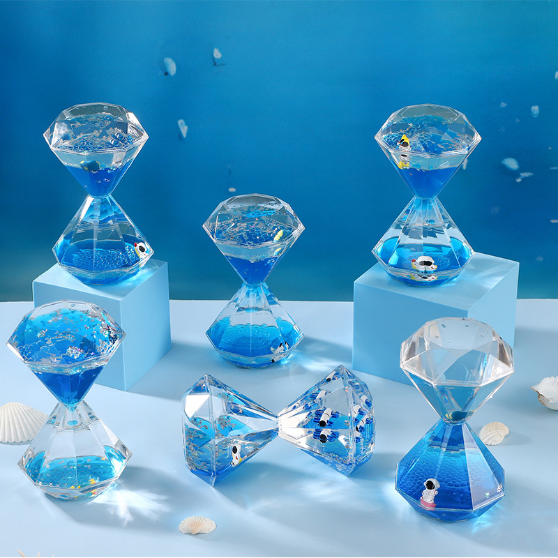 新款星际太空大钻石油滴入油摆件油漏宇航员桌面解压节日礼品批发