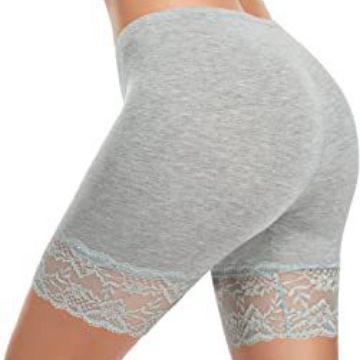 Plus-Size Lace Splicing Women's Shorts Thin Breathable Safety Pants Summer Slip Proof Lace Three-Quarter Pants Wrap Hip Leggings Item Picture