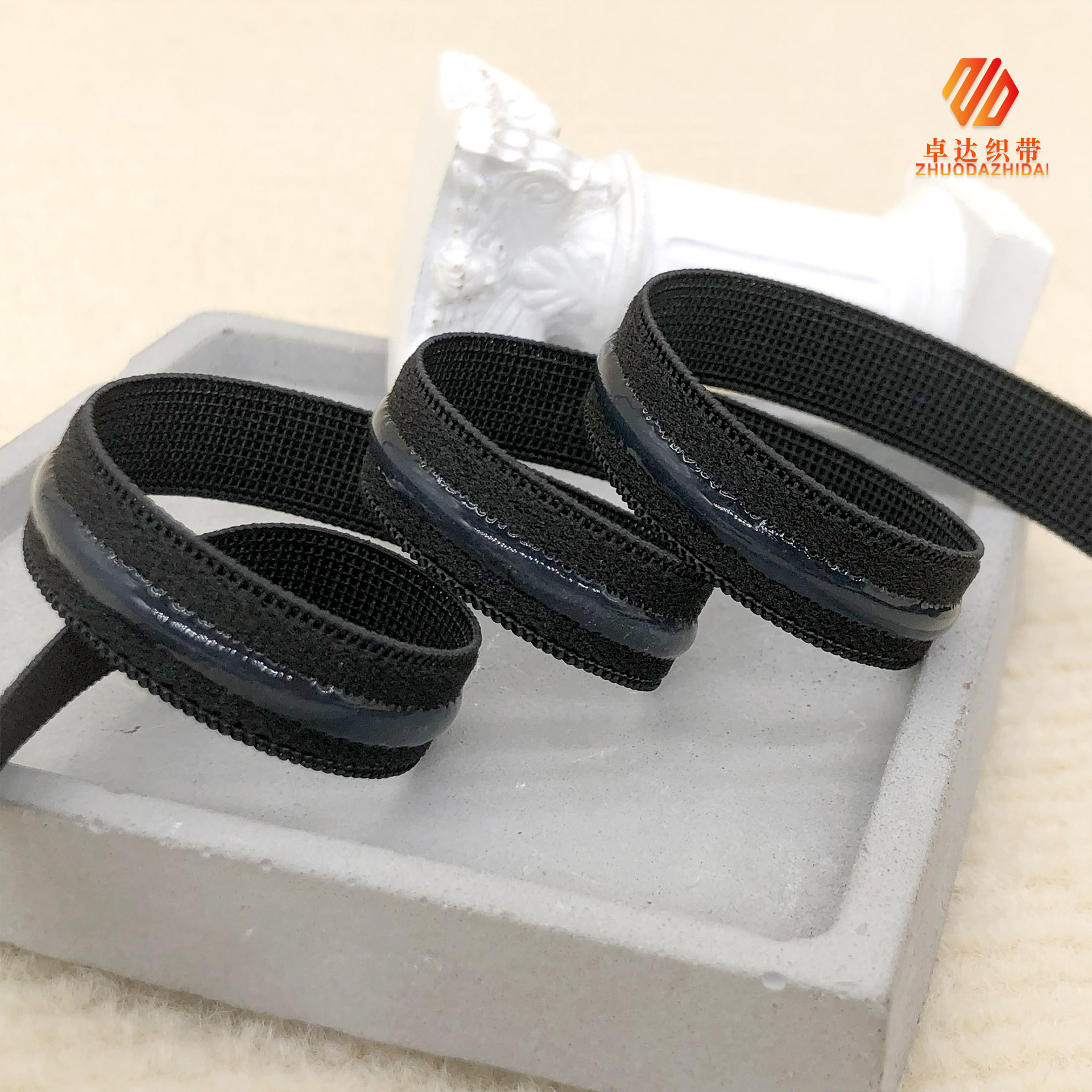 Available 1.2Cm Silicone Non-Slip Elastic Webbing Ice Sleeve Cuff Elastic 4Mm Drop Glue Straight Wig Waist Application Scenario