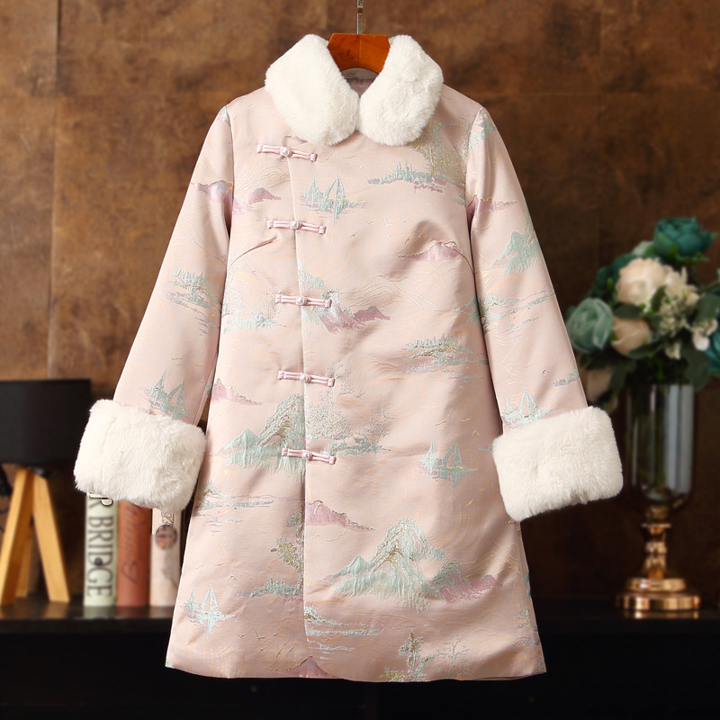 Winter Warm Improvement Cheongsam New Chinese Padded Padded Padded Padded Padded Padded Padded Padded Collar Women's Coat 230912 Application Scenario
