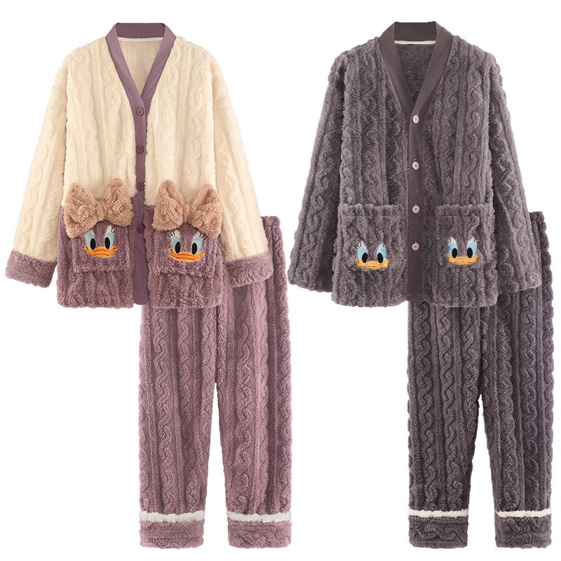 2022 New Autumn And Winter Coral Velvet Couple Pajamas Women Plus Cashmere Cardigan Men's Winter Flannel Home Wear Item Picture