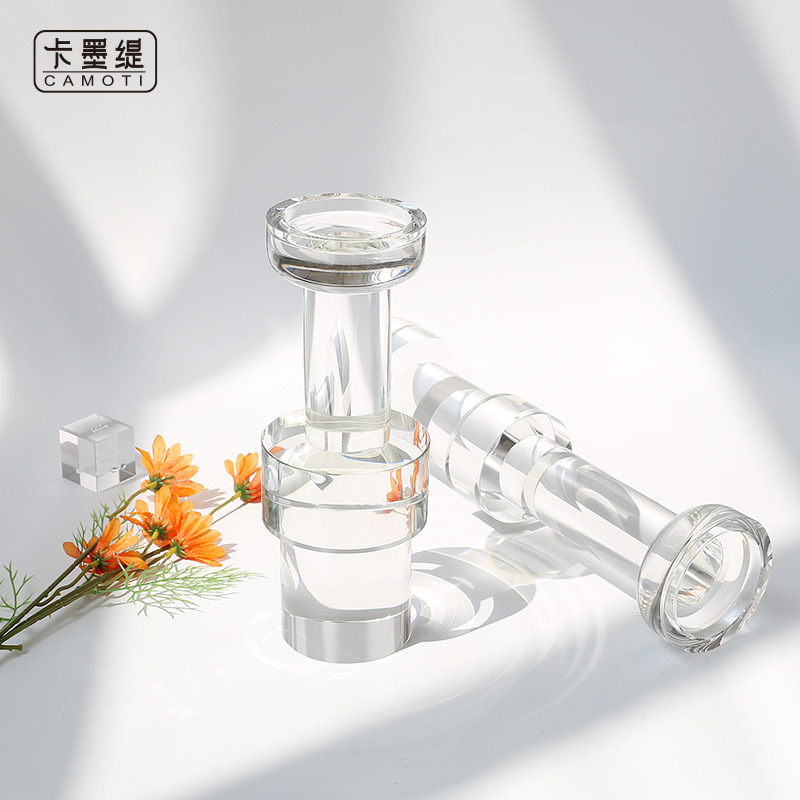 Modern light luxury crystal candlestick ornaments, wedding guide, romantic candlelight dinner utensils for Western restaurants, wholesale of candlesticks Application Scenario