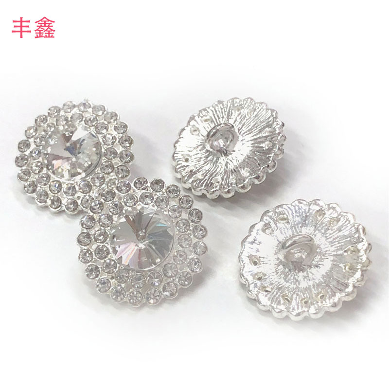 In-stock metal diamond hand-sewn buttons with diamond inlays, small chanel-style round diamond buttons, exquisite hand-sewn decorative buttons Specification image