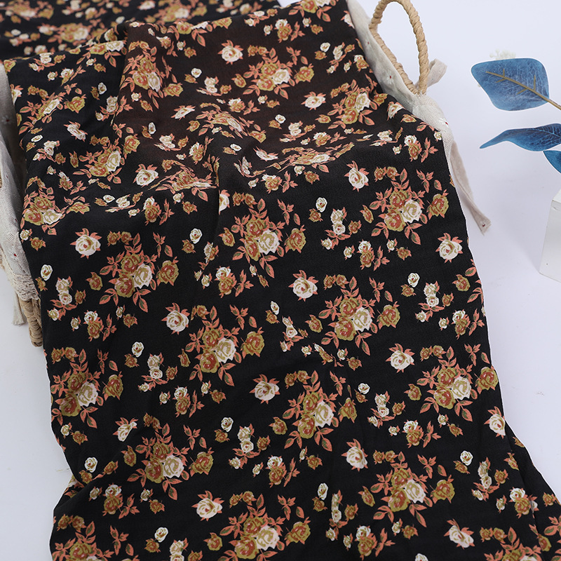 Black printed fabric, fashionable floral print dress, Hanfu, bubble pattern fabric, polyester Austrian stripe chiffon, half-life skirt fabric Application Scenario