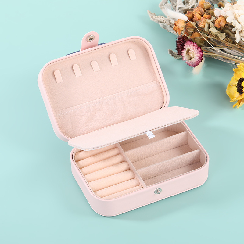 Multifunctional jewelry storage box full figure