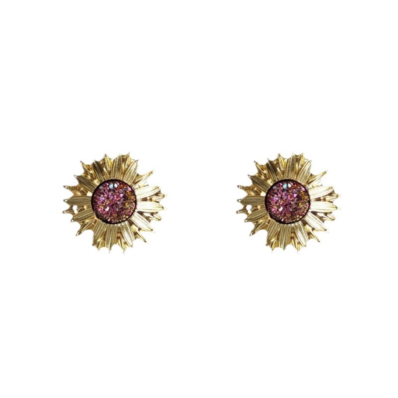 الأقراط المصنوعة من زيت الموضة من طراز Vintage هي الأقراط المصنوعة من زيت الموضة Item Picture