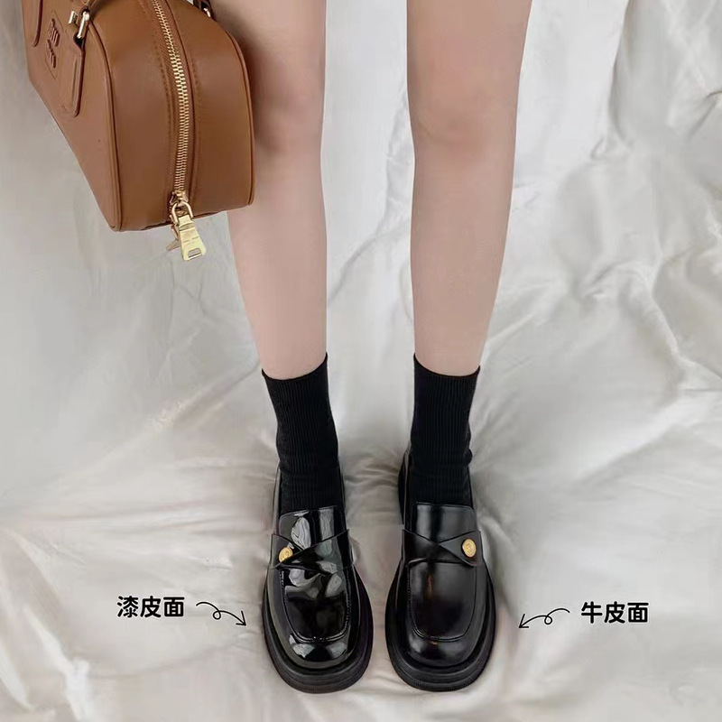 高跟鞋2024/高跟鞋/高跟鞋红底/镂空水钻高跟鞋/vans细节图