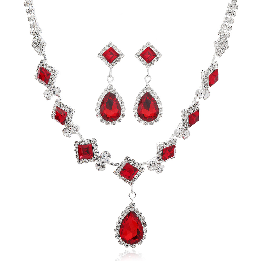 European and American fashionable bride accessories, ladies' jewelry sets, banquet, wedding and party elegant and stylish sets, necklaces and earrings Item Picture