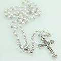Amazon source 6mm retro three-color pearl rosine necklace with cross jewelry, 27g Specification image