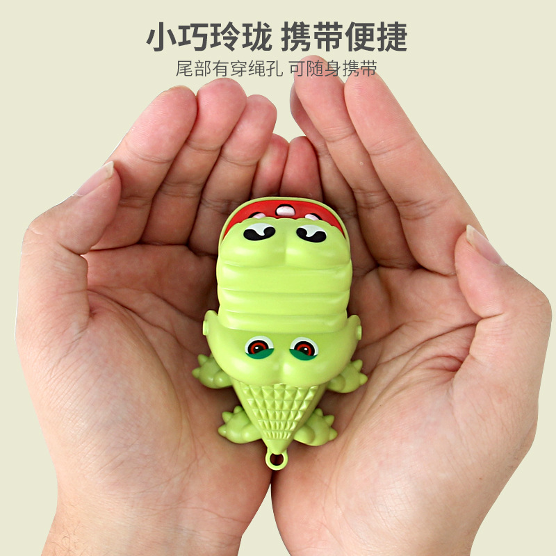 Mini hand-biting crocodile with keychain as a small gift, hand-biting little crocodile toy, prank crocodile Specification image