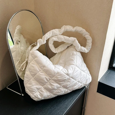 Small Fresh Foreign Air Leisure Bag 2023 Summer New Single Shoulder Underarm Bag Fold Solid Color Female Bag Korean Version Satchel Tide