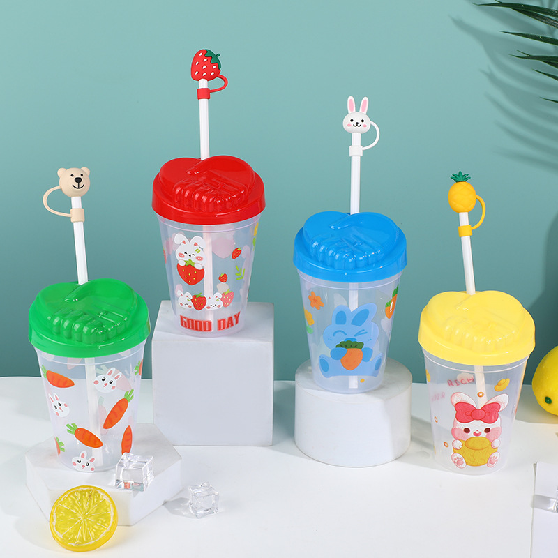 时尚新款塑料吸管杯 可爱卡通小兔胡萝卜吸管水杯 儿童塑料杯现货