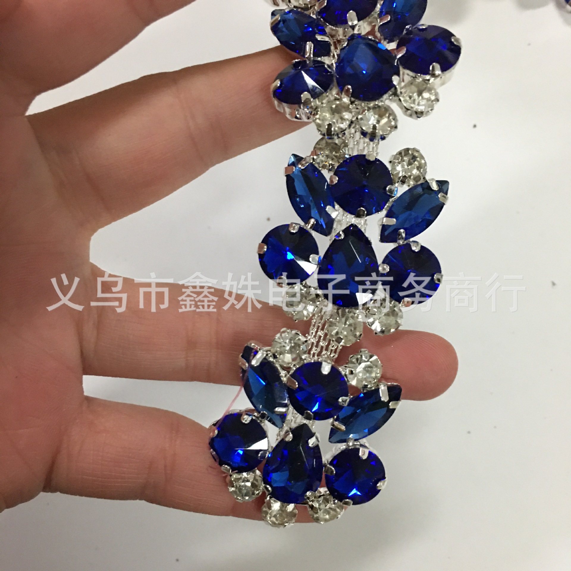 New best-selling items in stock, welded code chain, super sparkling water diamond chain, DIY clothing decoration diamond chain factory direct sales details Picture