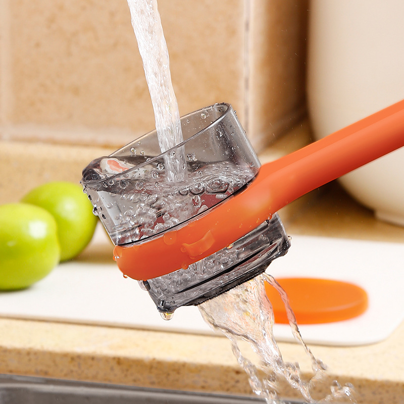 Equipped with a bucket for storing peelers and peeling knives Specification image