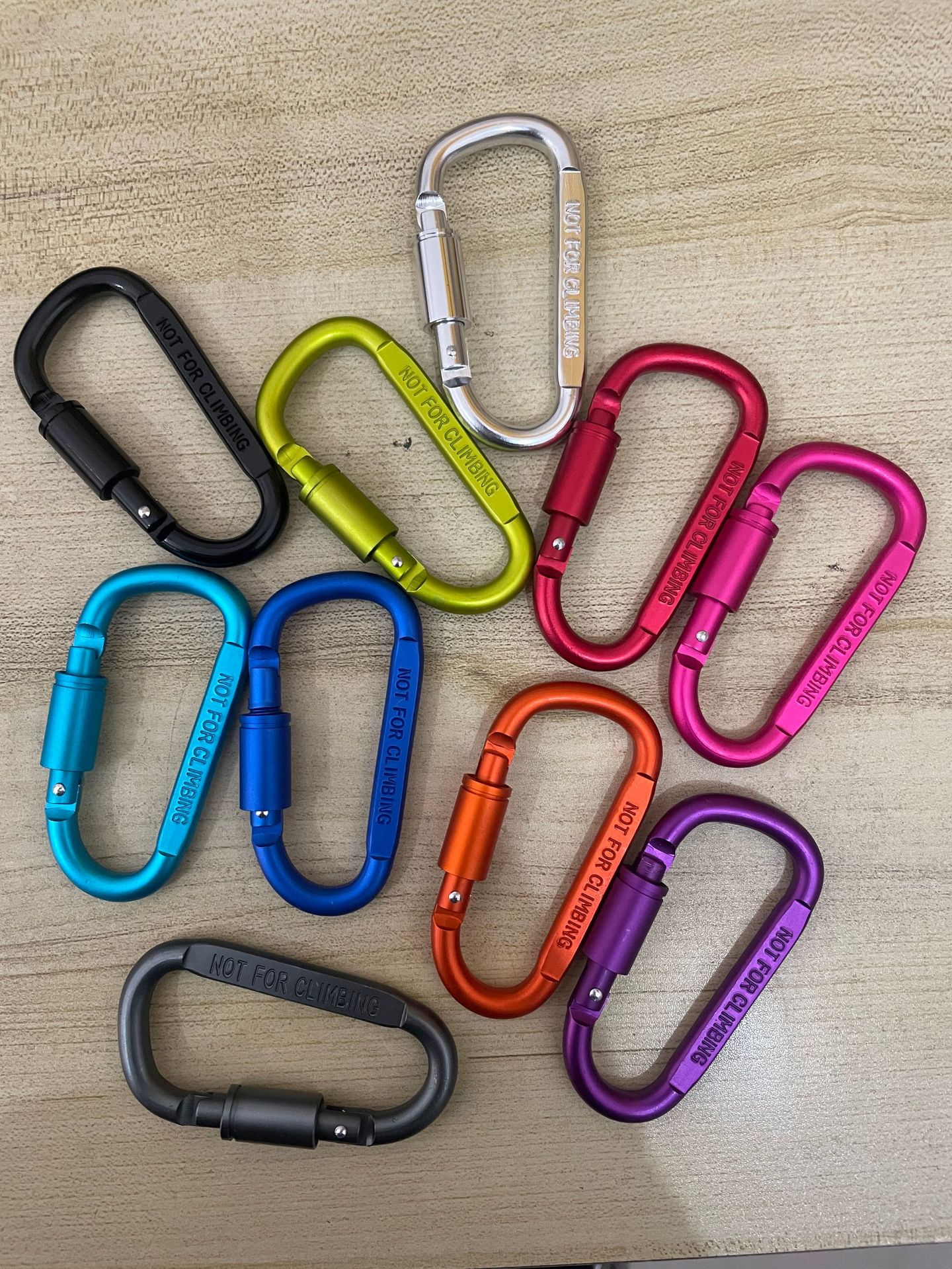 Manufacturer D Mountaineering Buckle Lock Long Nut Multi-Functional Aluminum Alloy Outdoor Safety Mountaineering Buckle Metal Buckle details Picture