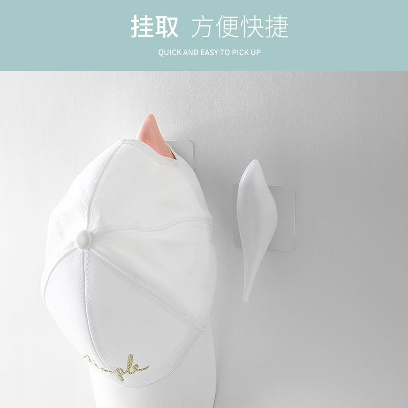 Hook the clothes hook behind the door Specification image