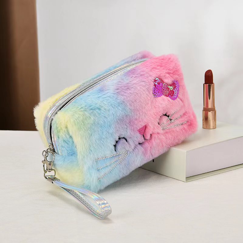 Winter new cartoon plush cat sequined makeup bag, large-capacity storage bag, women's cosmetics storage bag Specification image