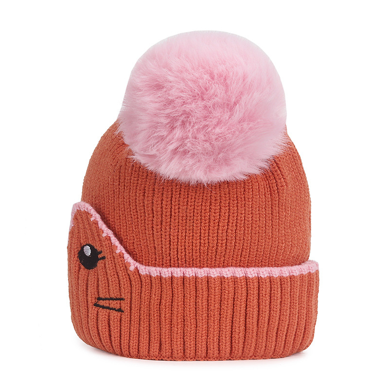 Infant and toddler hats, outdoor cartoon embroidered warm woolen hats for boys, Korean version of girls' woolen knitted hats with fleece for cold protection Item Picture