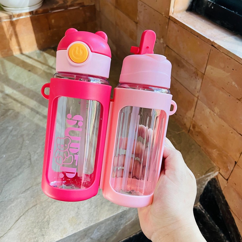 New children's double-drinking cups with separate compartments for girls, boys and kindergartens, large-capacity water cups and straw cups specially designed for school Application Scenario