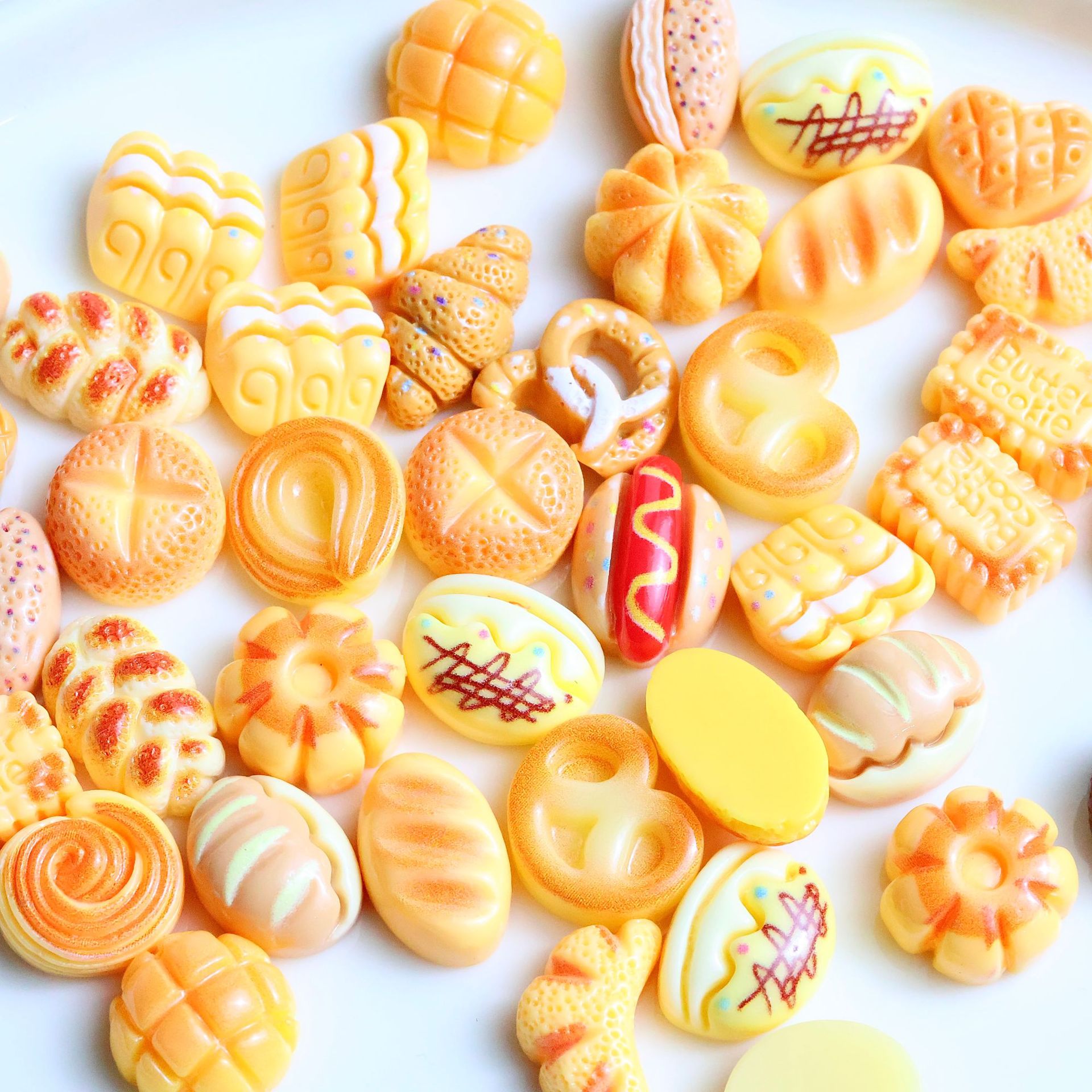 Resin accessories, mini simulation baking, food toys, bread diy, cream glue, phone cases, patches, hair accessories, decorative materials details Picture
