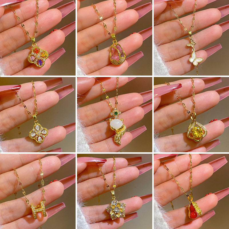 [Titanium Steel] South Korea Dongdaemun New Smart Sparkle Necklace Net Red Texture Simple Zircon Micro-Inset Collarbone Chain details Picture