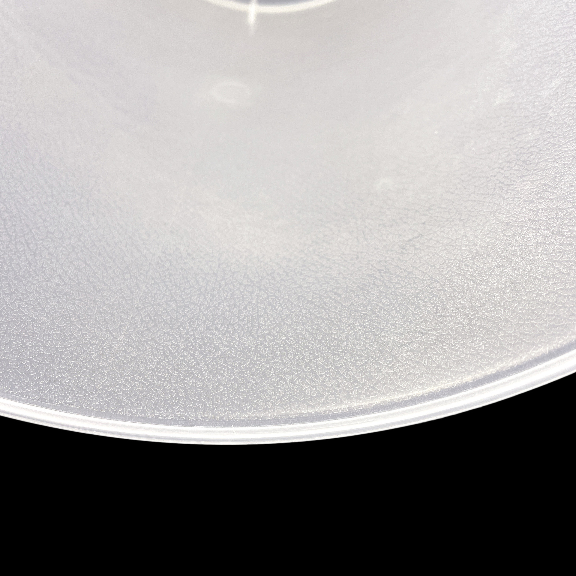 Manufacturers Supply Wholesale Plastic Bucket Electroplating Trash Can Transparent Inner Tube Household Simple Trash Can Paper Baskets Application Scenario