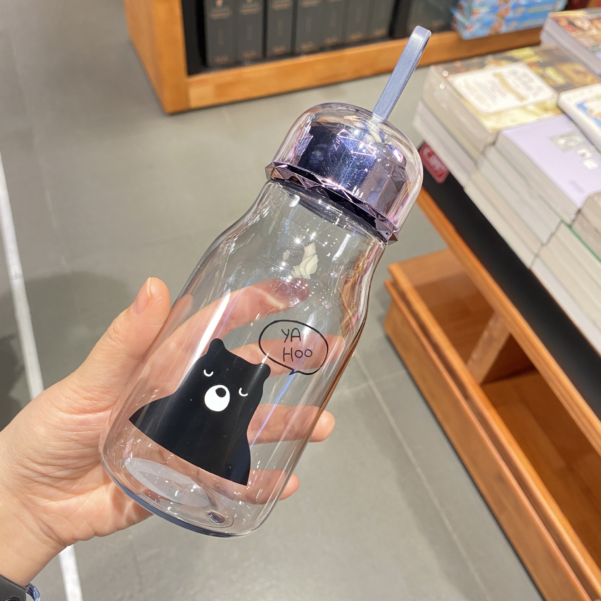 玻璃杯实物图