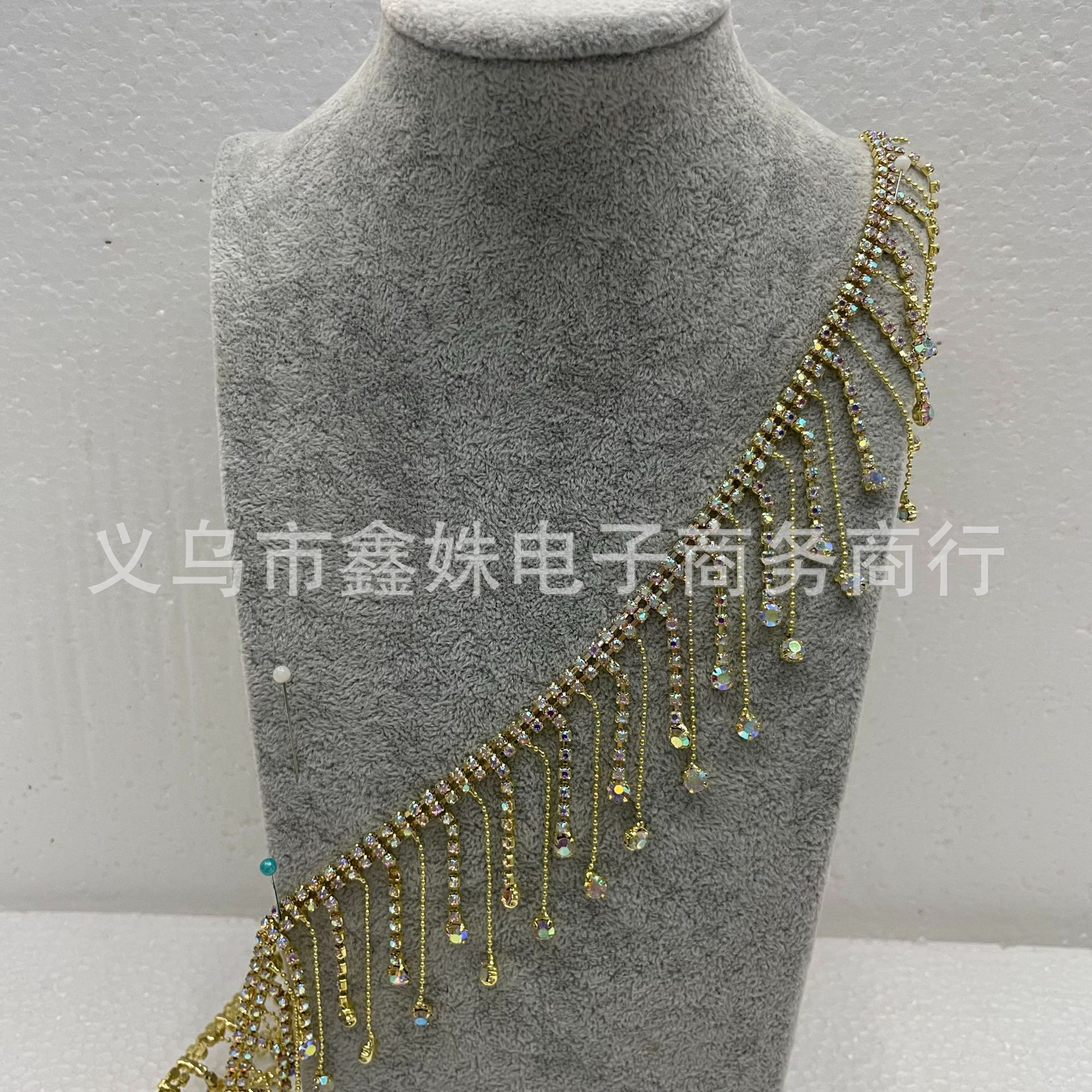Diamond chain, tassel chain diy accessories, bead chain, welded tassel chain cap, decorative clothing accessories, water diamond fancy claw chain Item Picture