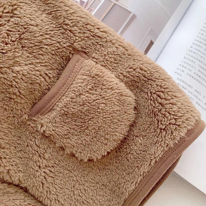 Children's Autumn And Winter Winter Clothing For Boys And Girls With Cashmere Thickened Warm Foreign Style Homewear Two-Piece Children's Pajamas Set Application Scenario