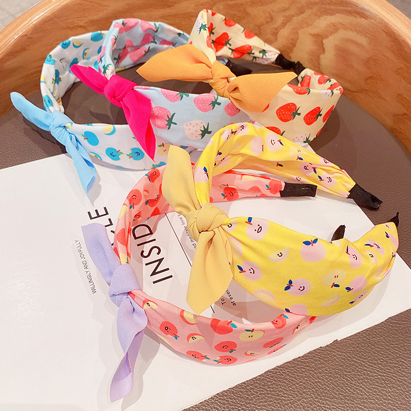 Wholesale of Korean-style children's fruit hair bands that do not damage the headband, wide-edge fabric hair clips, girls' bow hair compression headwear
