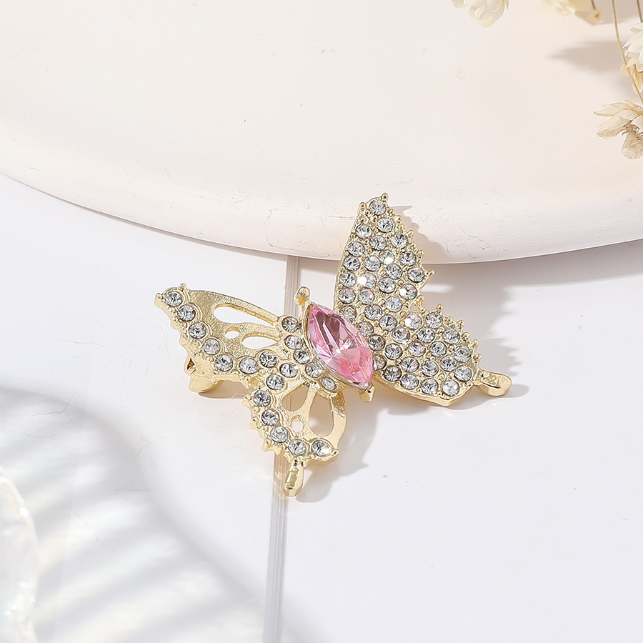 2024 New Flexible Hollow Diamond Butterfly Brooch Full Of Diamond Jewelry Anti-Slip Buckle Fixed Clothing Insect Pin Specification drawing