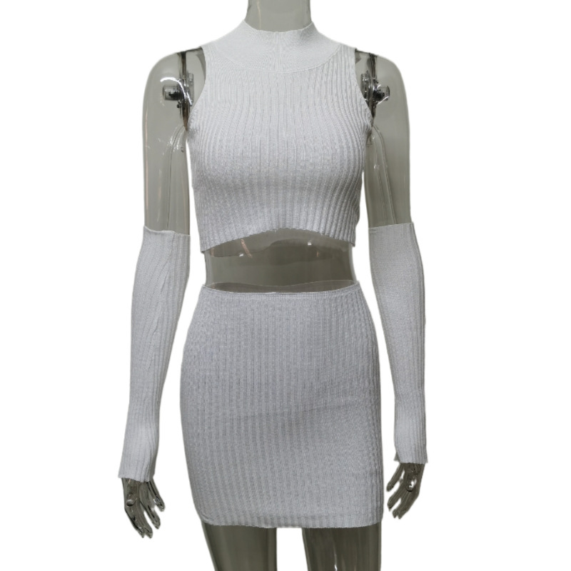 Cross-border sexy and fashionable women's clothing Amazon Autumn New 2025 Crop top sleeveless vest knitted hip skirt set Application Scenario