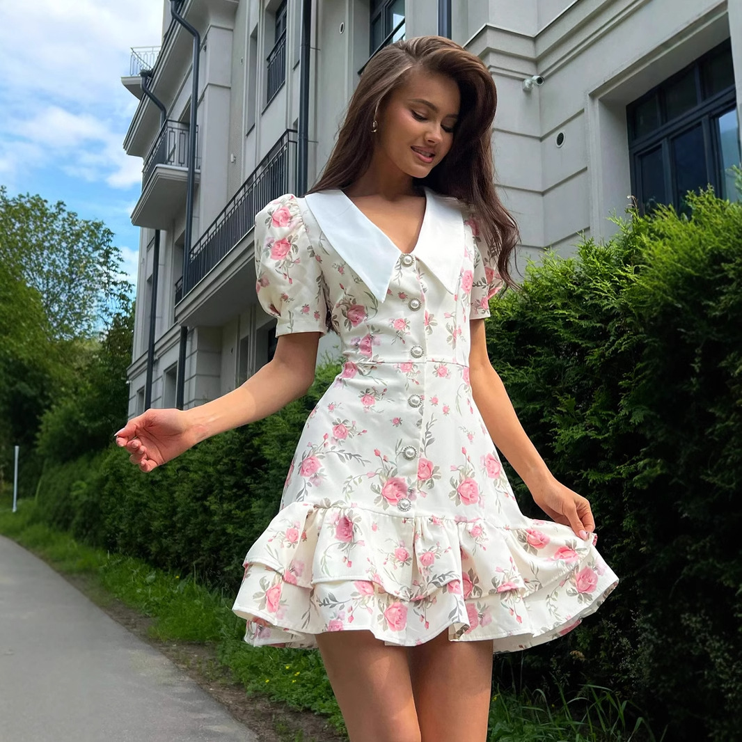 Cross-border French V-neck puffed sleeve dress, European and American 2026 summer cinched waist printed short skirt ruffled dress