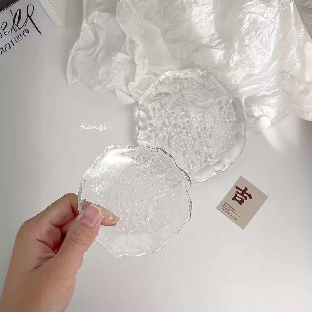 Ins-style glacier glass breakfast plates, fruit plates, creative internet-famous sauce plates, home pastries, Western food plates details Picture