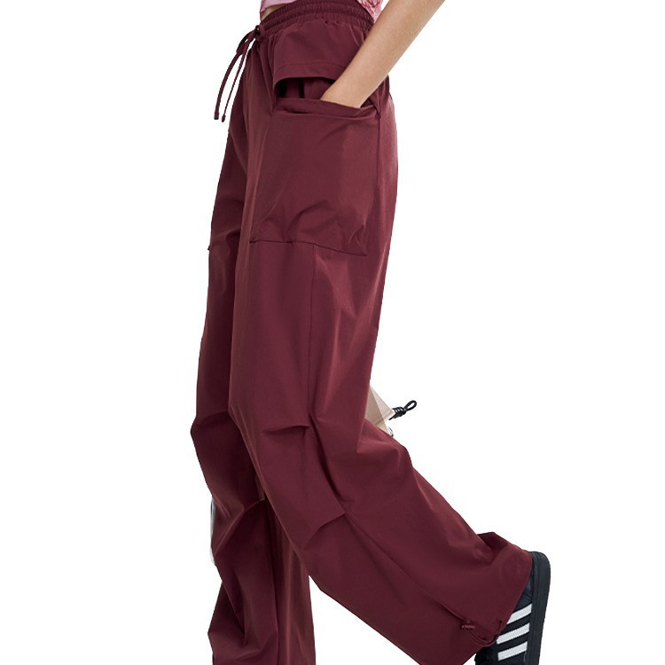 American retro-style casual sportswear workwear pants for women, loose outdoor running, fitness, hiking, mountain climbing, quick-drying paratrooper pants Item Picture