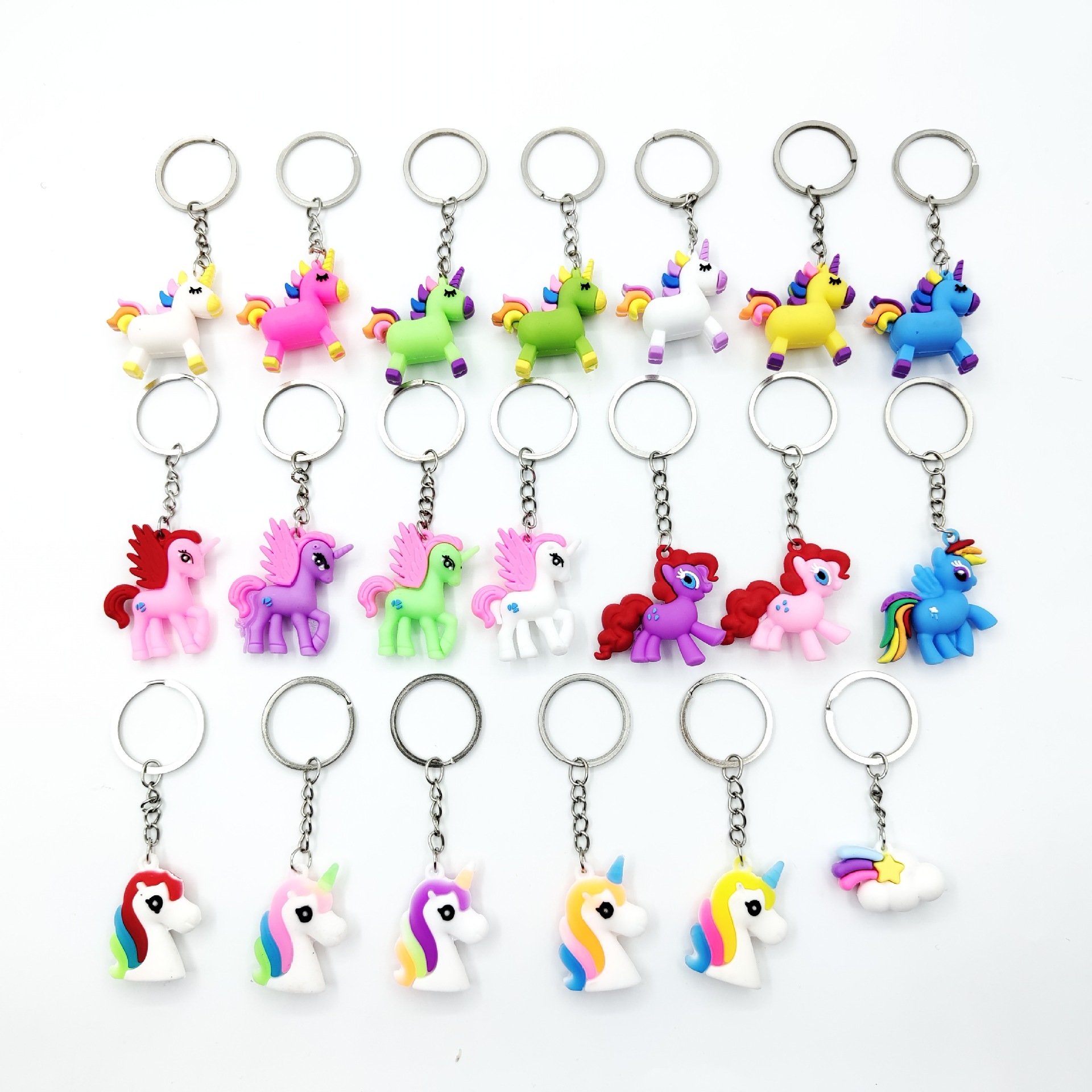 Dibujos animados goma suave boney llavero lindo unicornio auto llavero bolsa pequeño colgante regalo al por mayor
