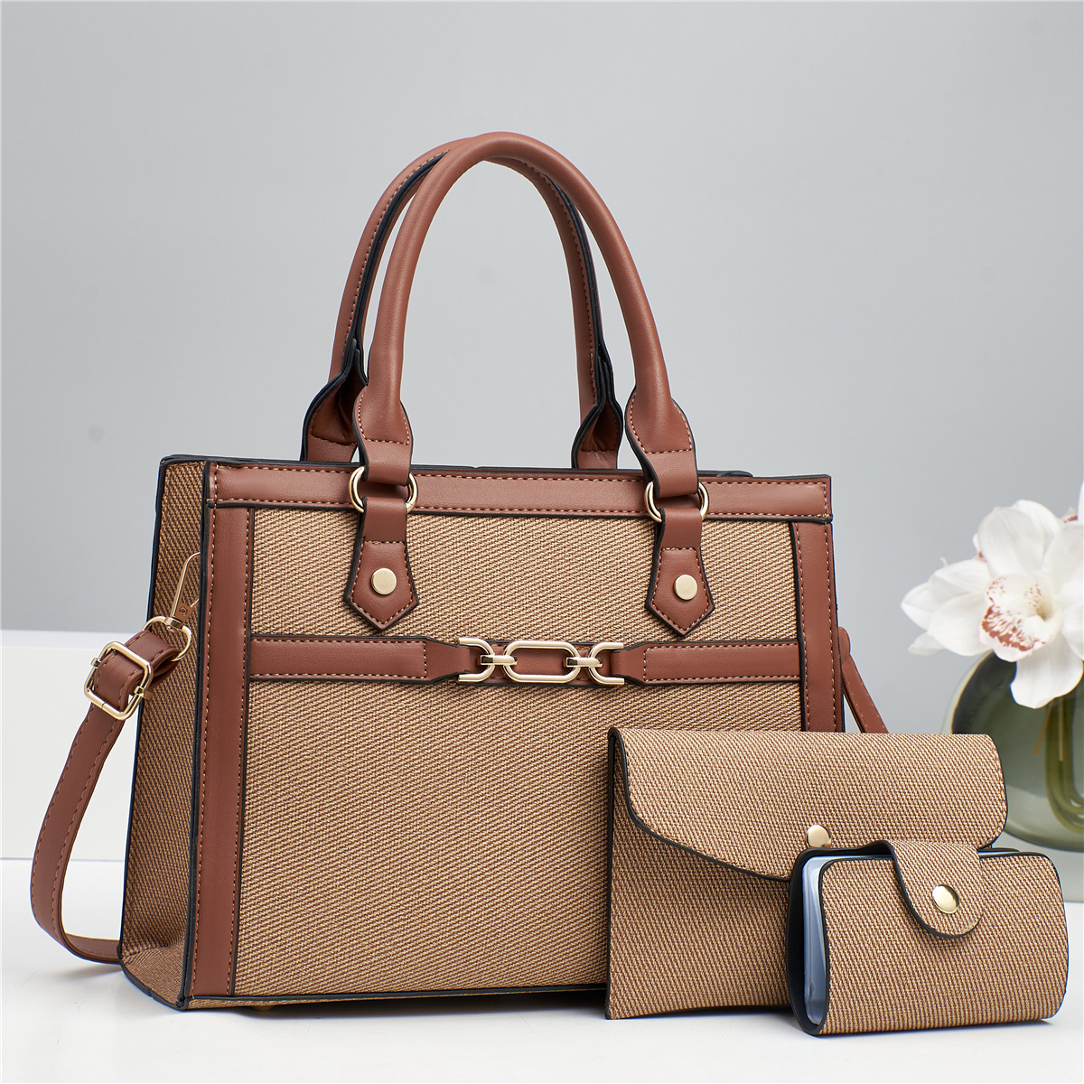 Large Capacity Hand Bill Of Lading Shoulder Crossbody Bag Foreign Trade Explosive 2024 New Fashion All-In-One Bag New Atmosphere Lady Application Scenario