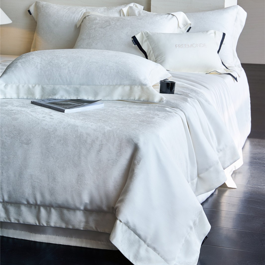 Italian light luxury style high-end custom-made silk smooth nude feel bedding, Austrian LF Lanser Lyocell Tencel four-piece set Specification image