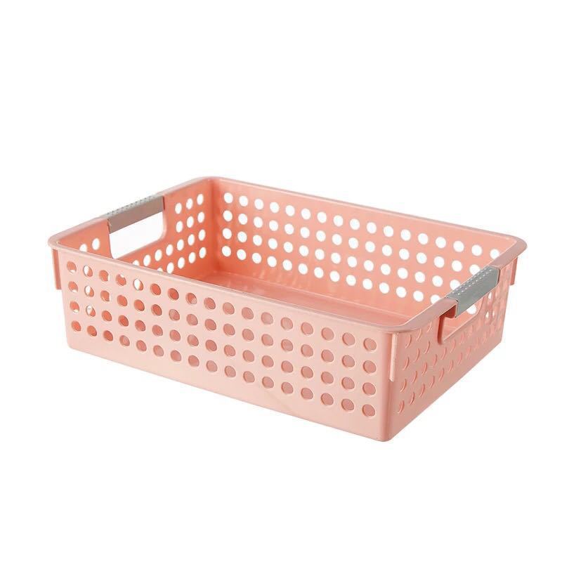 البنك البنك المركزي لصوصلب في سلة في منتصف السلسلة Item Picture