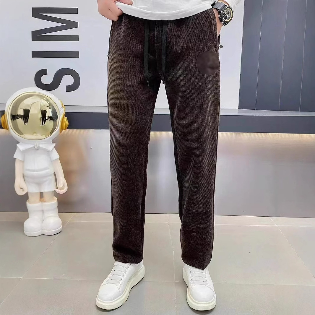 The 2025 new men's trendy sweatpants, tight-fitting pants, Saturn element sporty casual pants, and the new autumn collection for young people Application Scenario