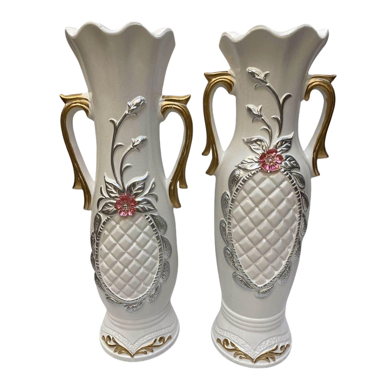 Wholesale of ceramic flower vases with gilded ivory color, exquisite handicrafts, home decorative items and ornaments details Picture
