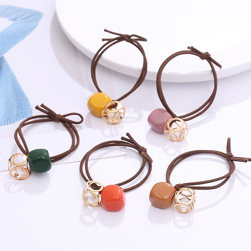 Selling Vintage Style Crystal Pendant Head Rope Diamond-Shaped Bead Hollowed-Up Leather Band Headwear Wholesale Girls Hair Band