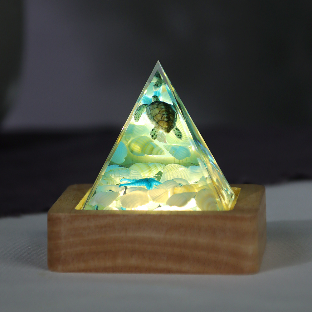 Foreign trade Marine micro-landscape resin handicrafts, night light ornaments, healing student friends, classmate souvenirs and gifts
