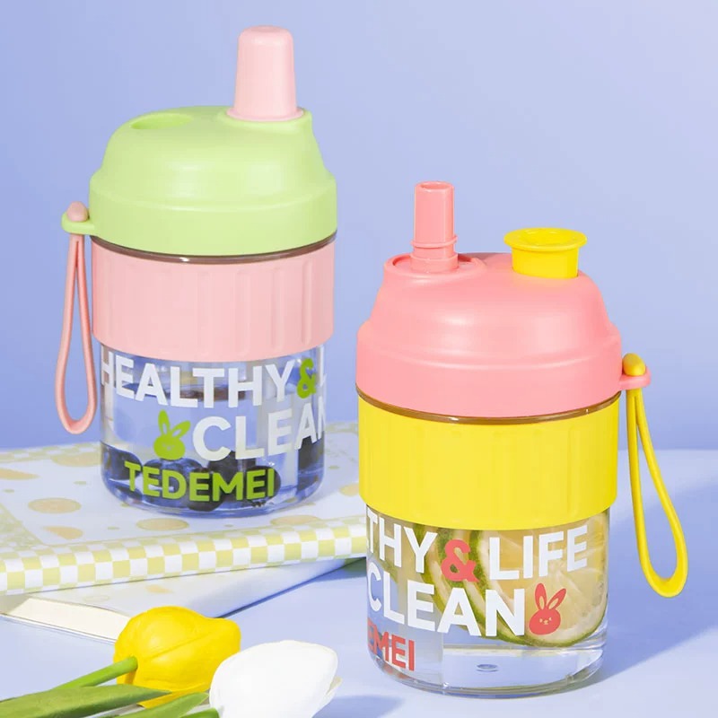 The new Tedemei water cup features a high level of appearance. It is a portable student straw and a portable water cup for both boys and girls Application Scenario