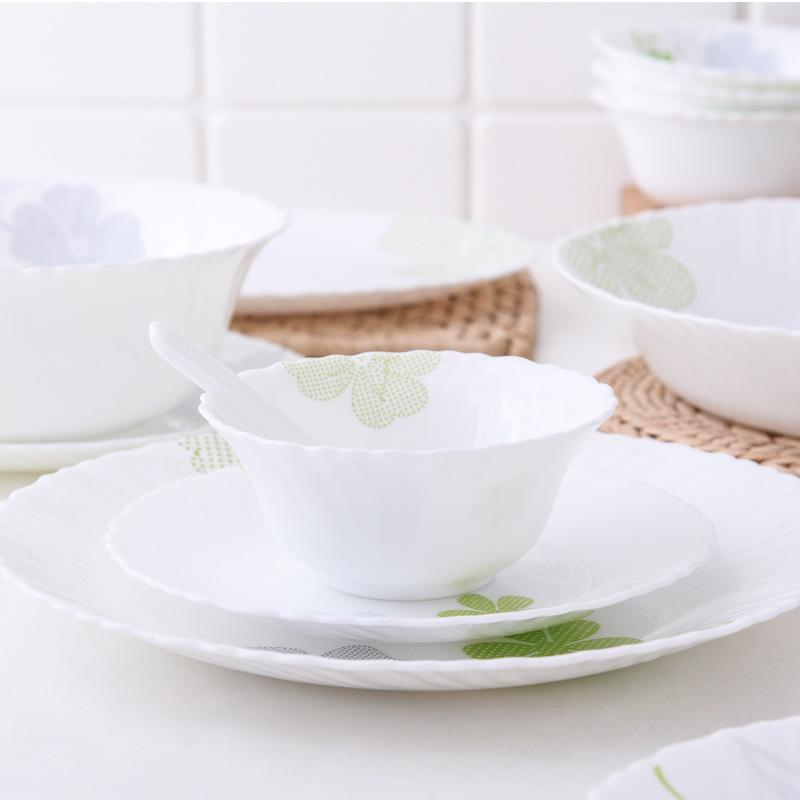 Chinbull centrifugal process lace deep plate, white jade glass heat-resistant dinner plate and vegetable plate, elegant world Application Scenario