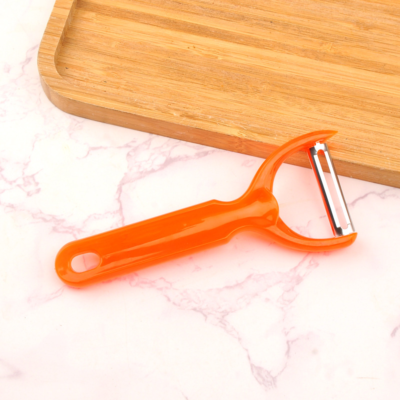 A stainless steel peeler for peeling fruits and potatoes at home Specification image