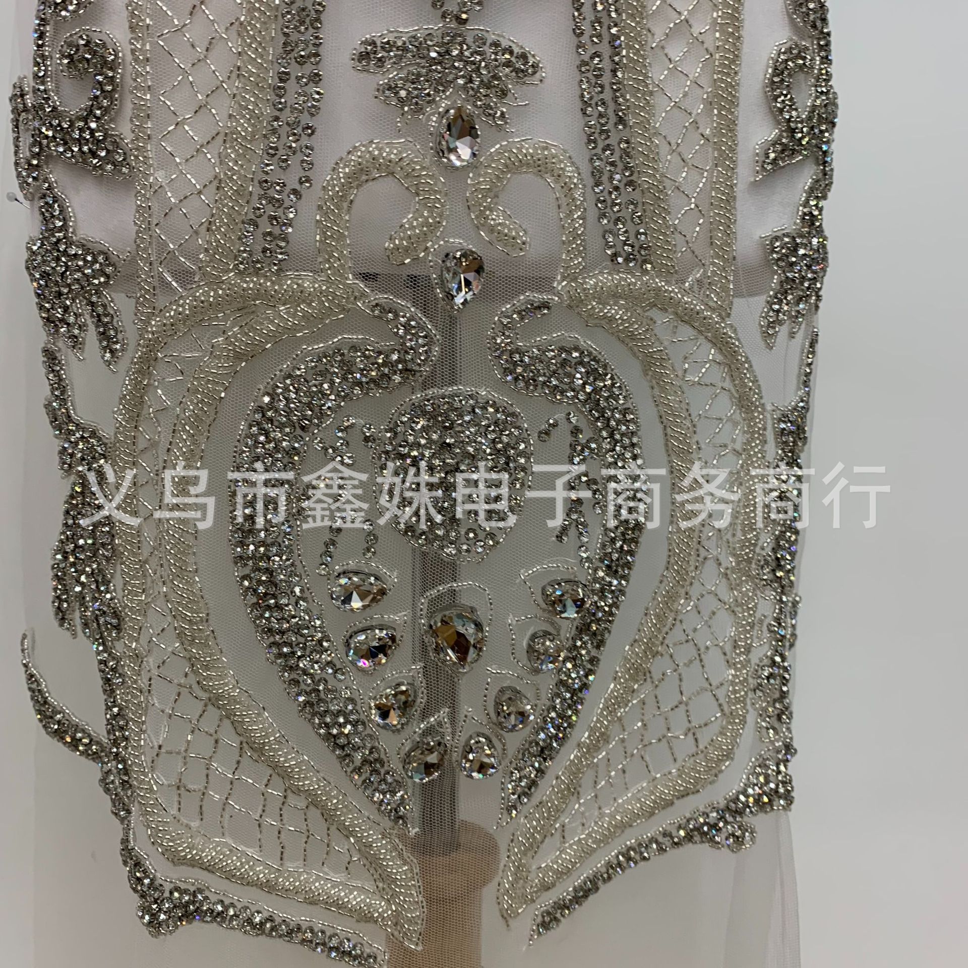 High-quality handcrafted beaded luxury cut-out sexy dress, rhinestone bridal dress, large-sized cut pieces, clothing accessories Item Picture