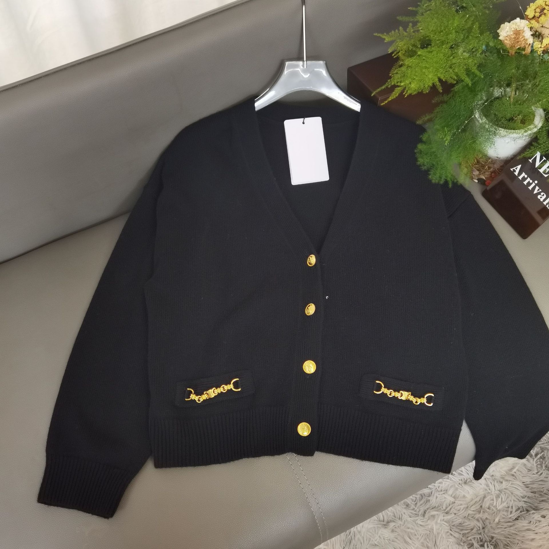 High-End Cashmere Sweater Coat Women's New Boutique Wool Cashmere Warm Cardigan Europe And The United States Big Style