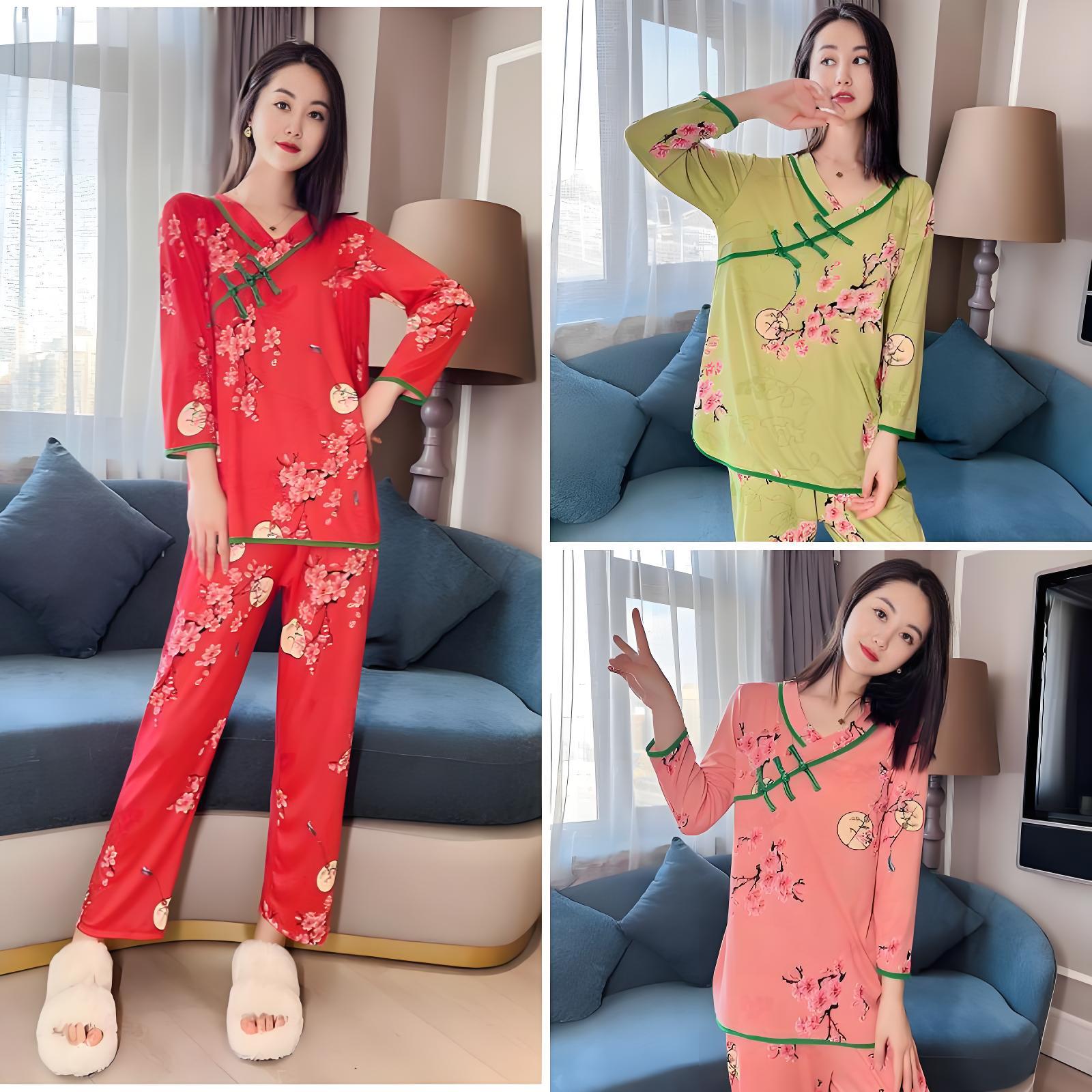 The new Chinese-style women's home wear set with buttons, a popular online hit, is luxurious, stylish, loose and large-sized, suitable for wearing outside