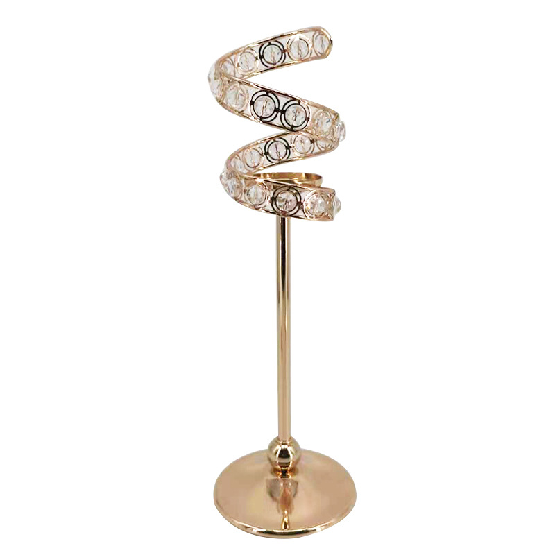 Manufacturers wholesale European electroplating iron art candle stand wedding props retro candle stand creative display in stock Item Picture